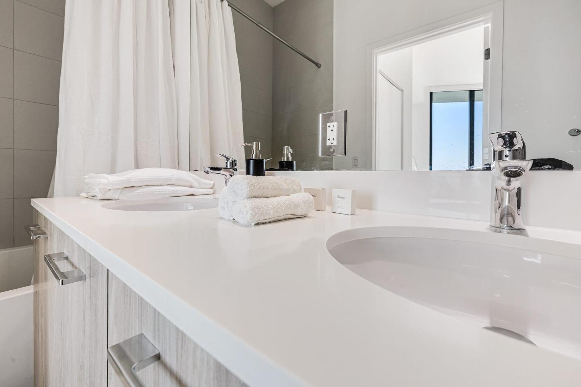 Unique High-Rise Condo In Miami Luaran gambar